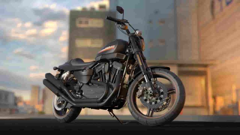 Honda CG 150 2025 model with LED headlamp, chrome fenders, and modern design