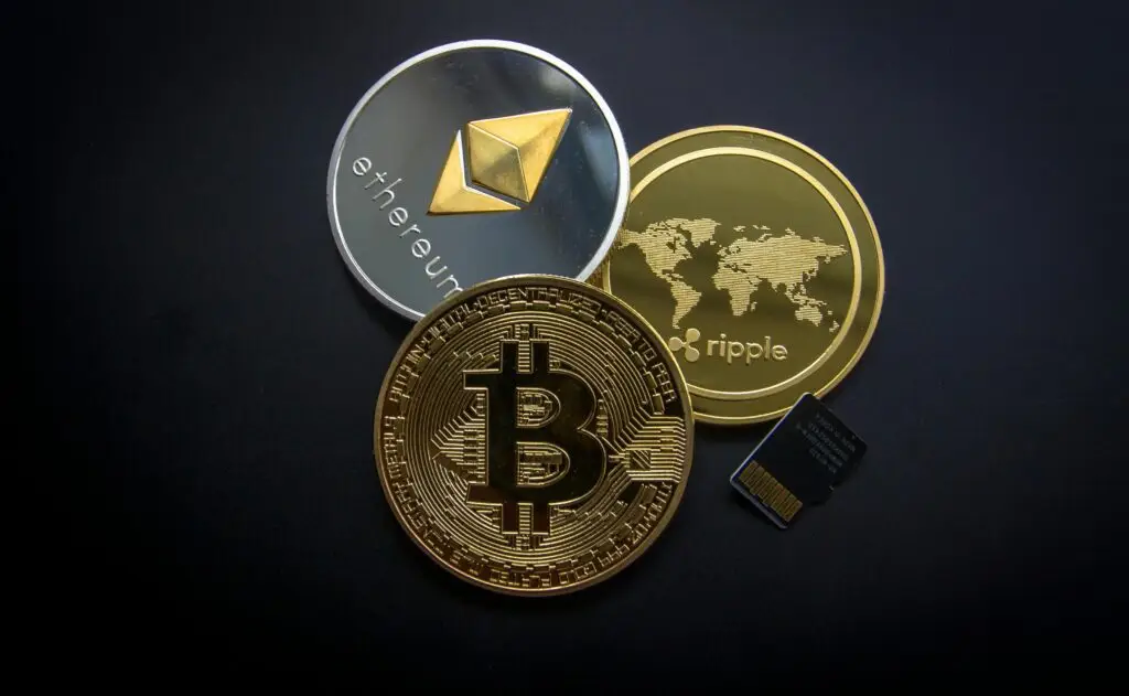 Bitcoin and cryptocurrency market trends in 2025 showing safe trading, investing, and global adoption